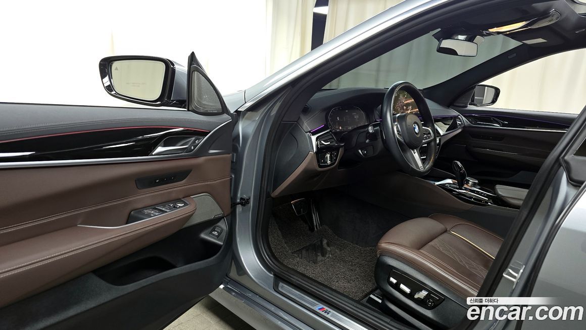 BMW Gran Turismo 2023