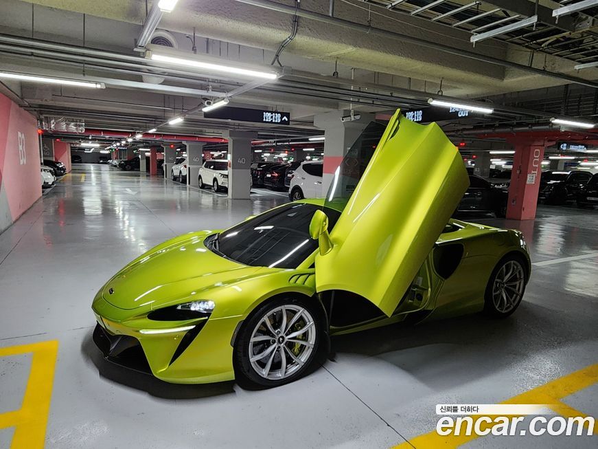 Mclaren Artura 2023