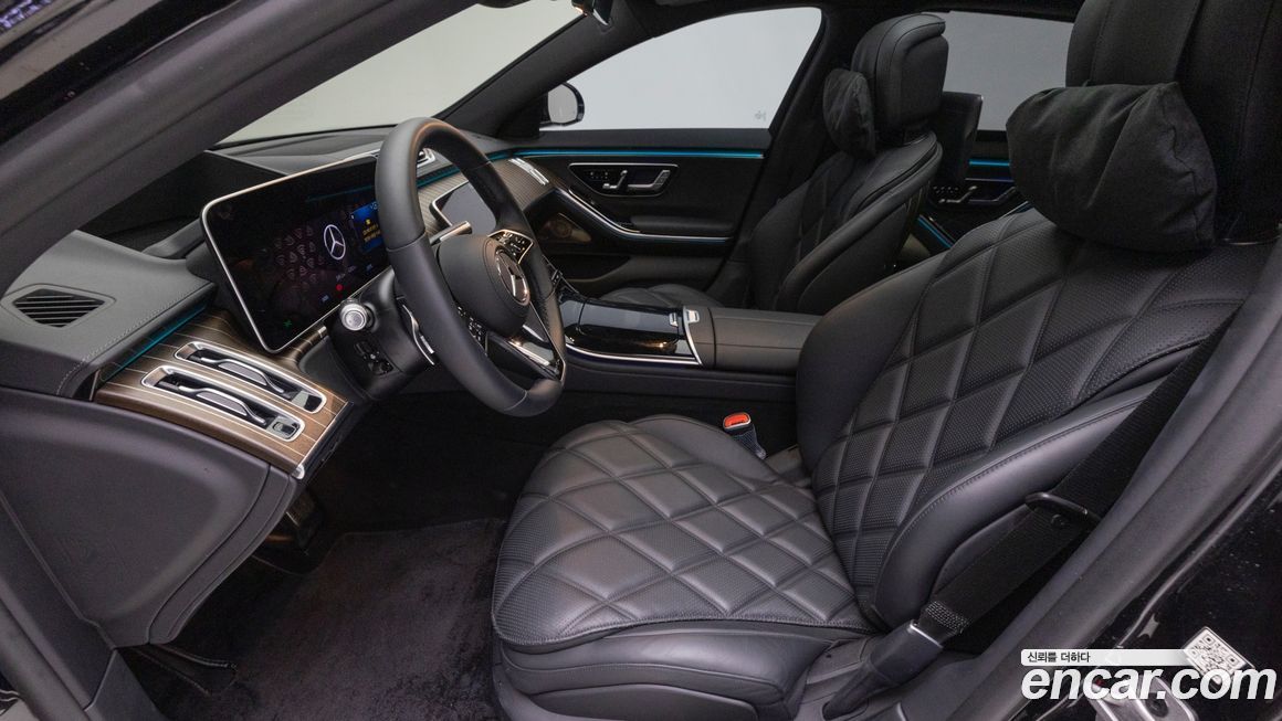 Mercedes-Benz S-Class 2023