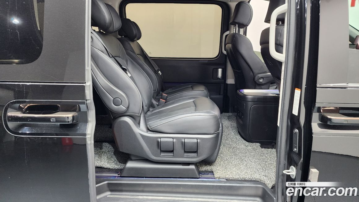 Hyundai Staria 2022