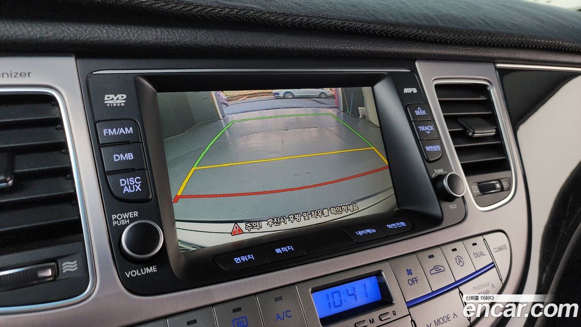 Hyundai Genesis 2012