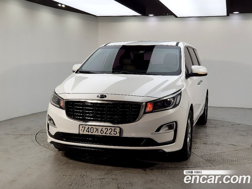 Kia Canival 2019