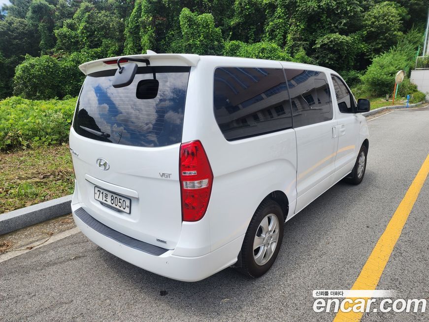 Hyundai Starex 2018