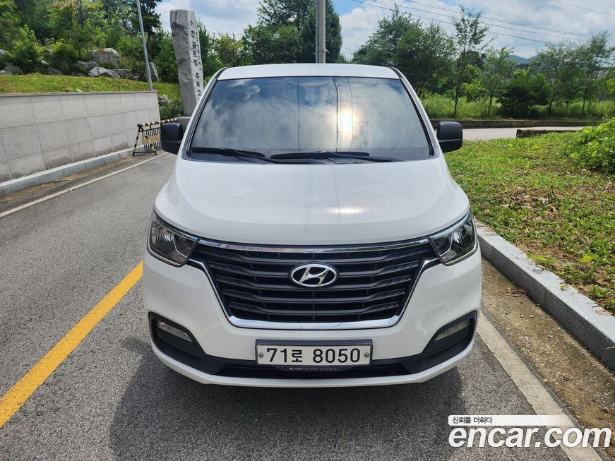 Hyundai Starex 2018