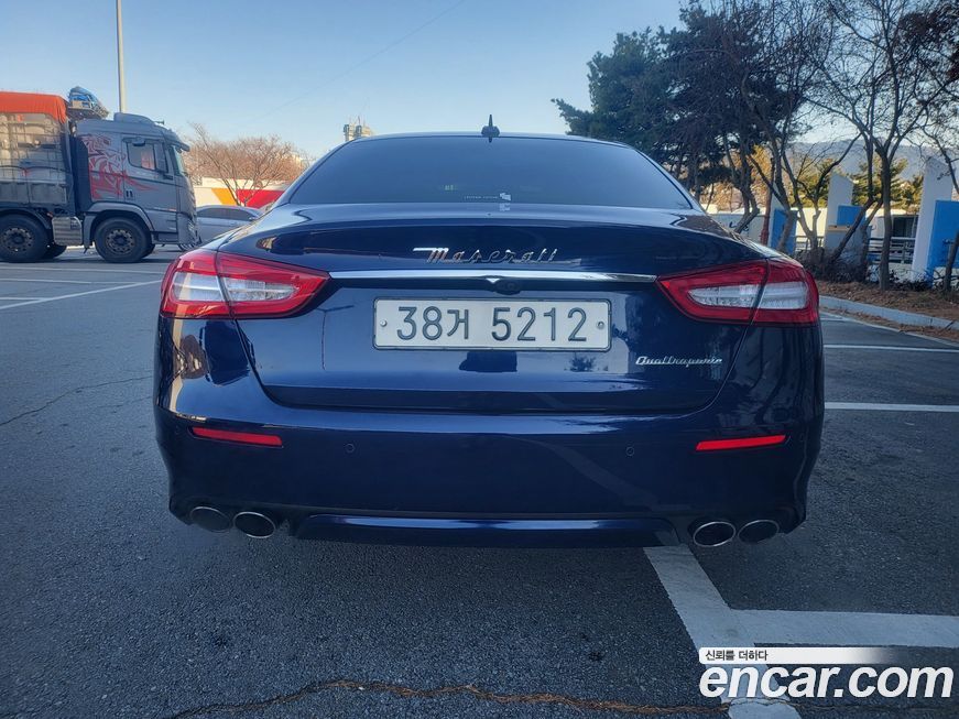 Maserati Quattroporte 2018