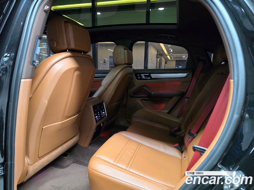 Porsche Cayenne 2023