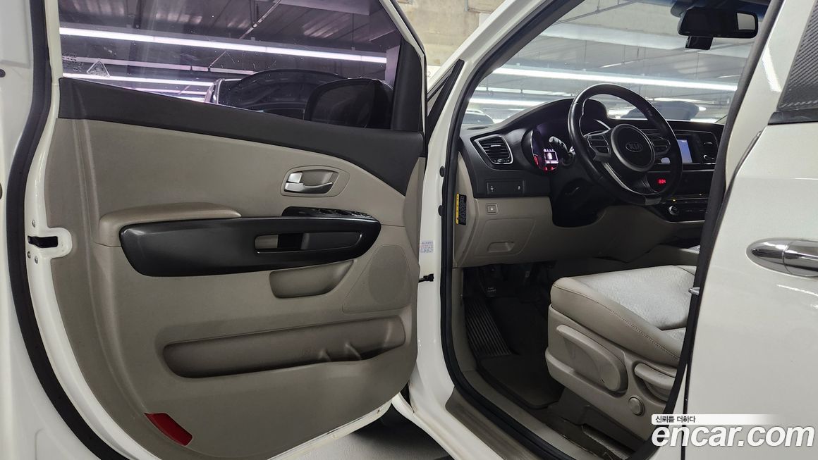 Kia Canival 2016