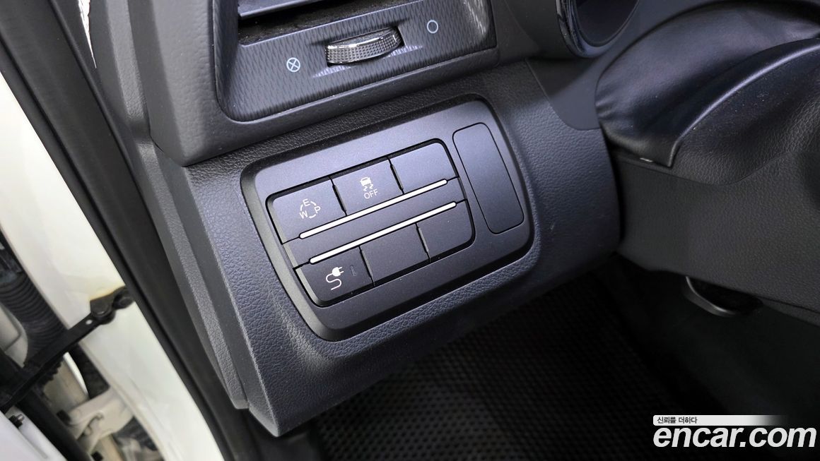 KG_Mobility_Ssangyong TIBOLI 2017