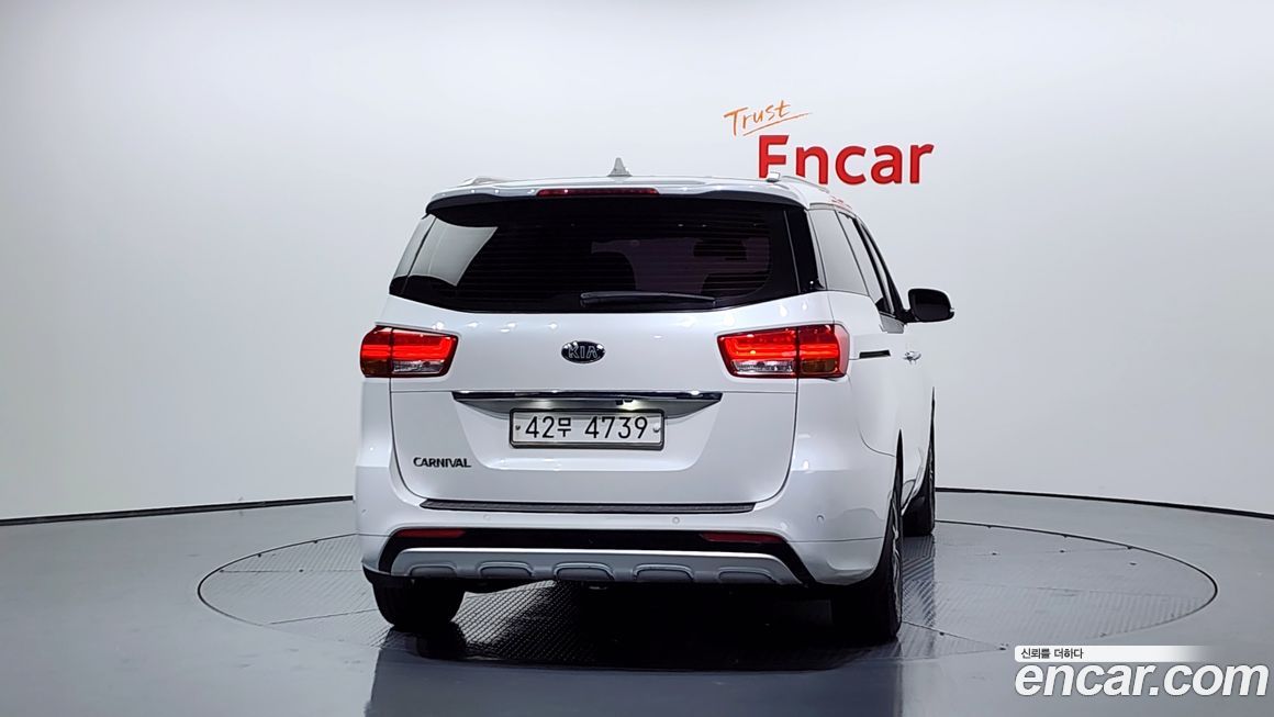 Kia Canival 2016