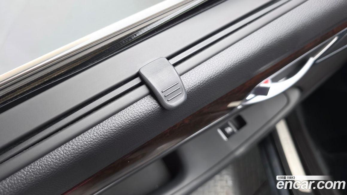 Hyundai Genesis 2015