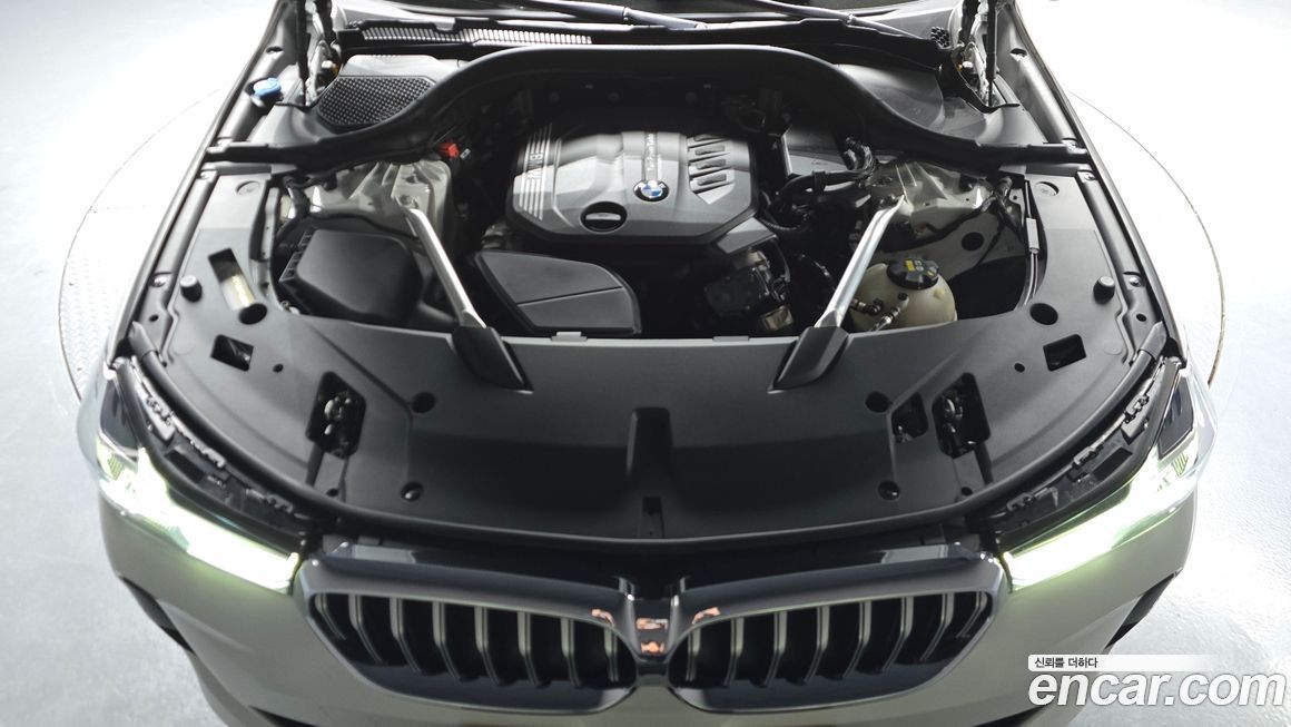 BMW Gran Turismo 2023