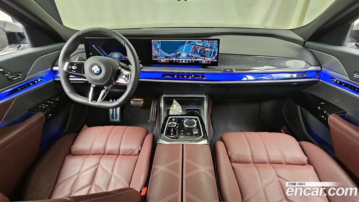 BMW 7-Series 2024