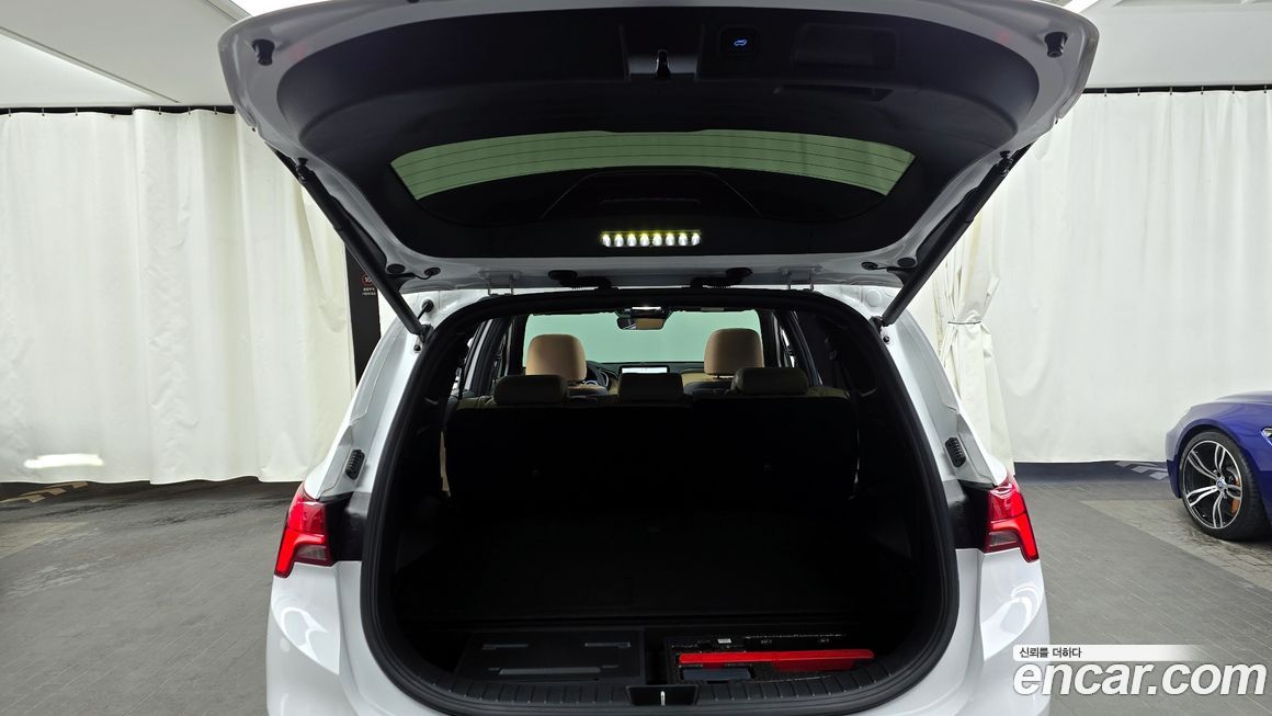 Hyundai Santafe 2022