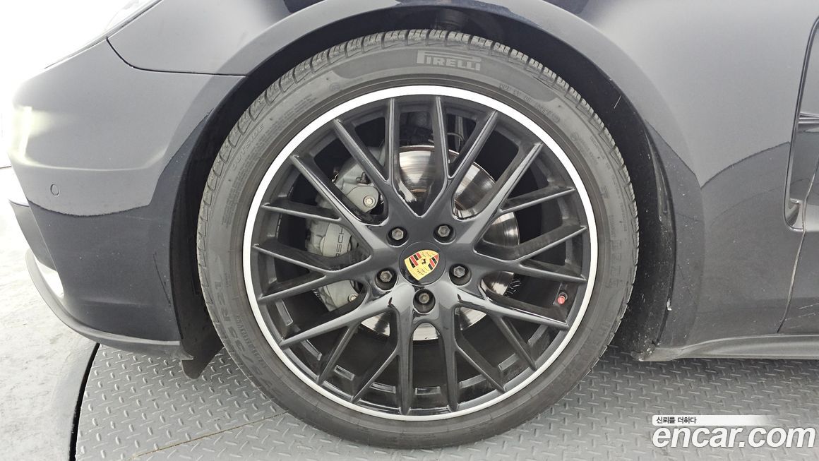 Porsche Panamera 2018