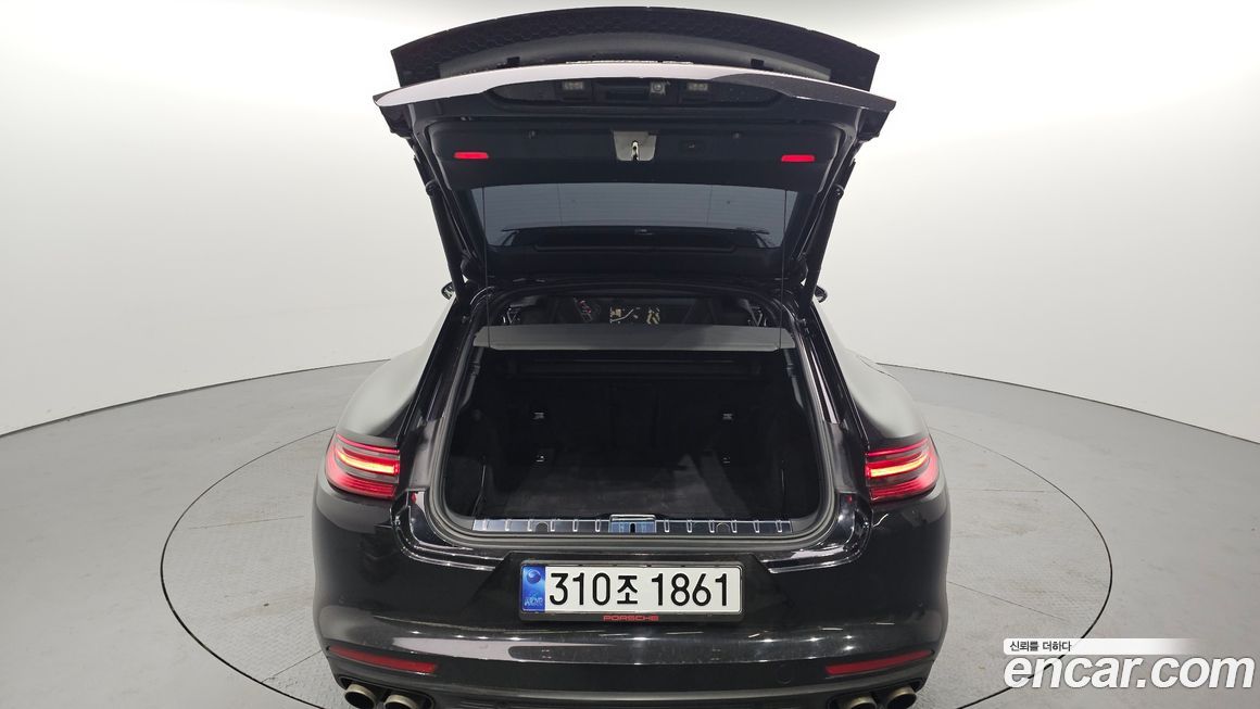 Porsche Panamera 2018