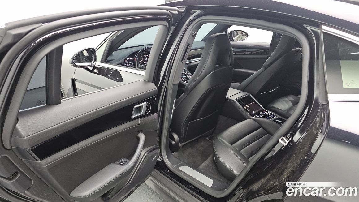 Porsche Panamera 2018