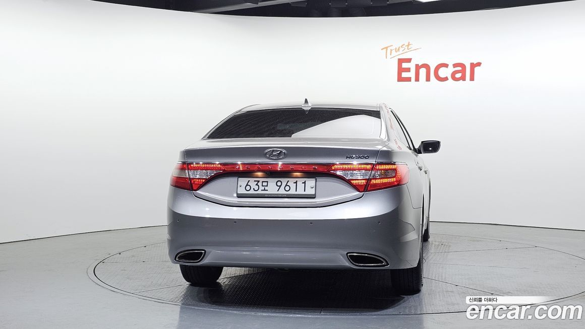 Hyundai Grandeur 2011