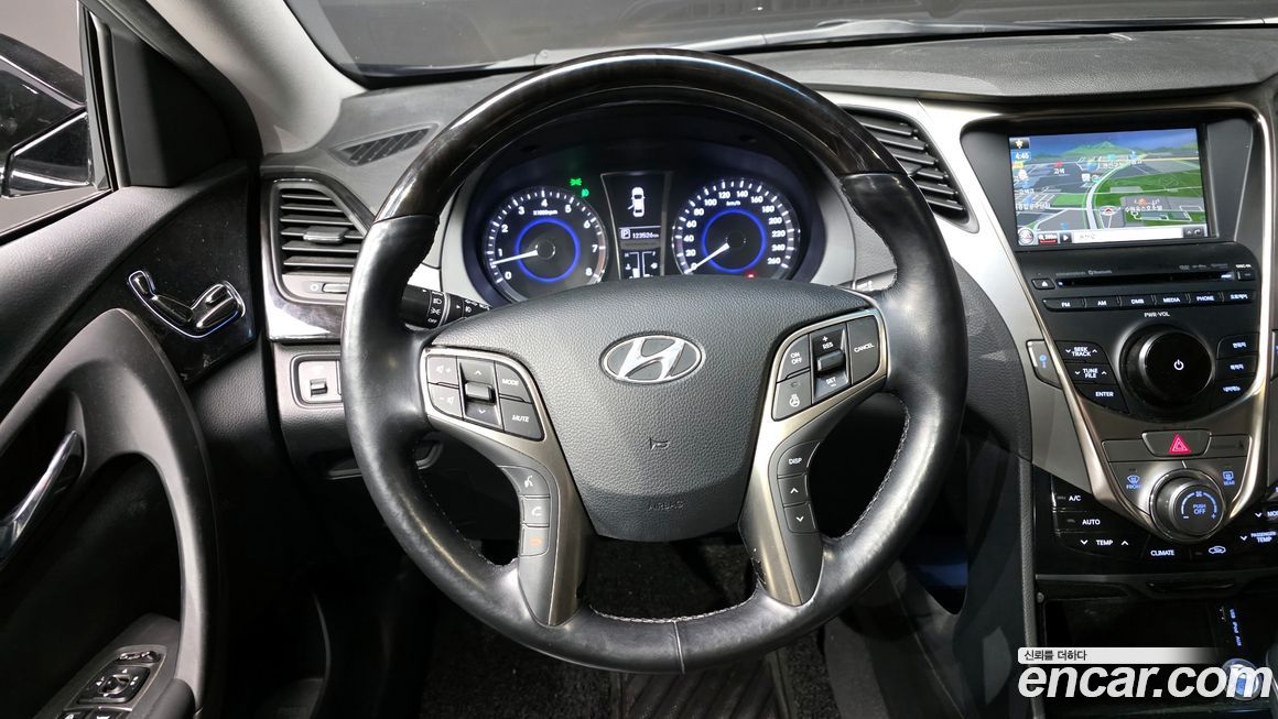 Hyundai Grandeur 2012