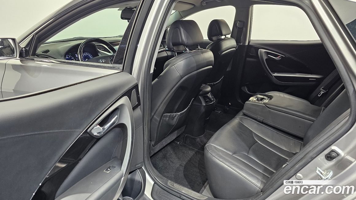 Hyundai Grandeur 2011