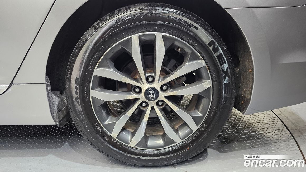 Hyundai Grandeur 2011