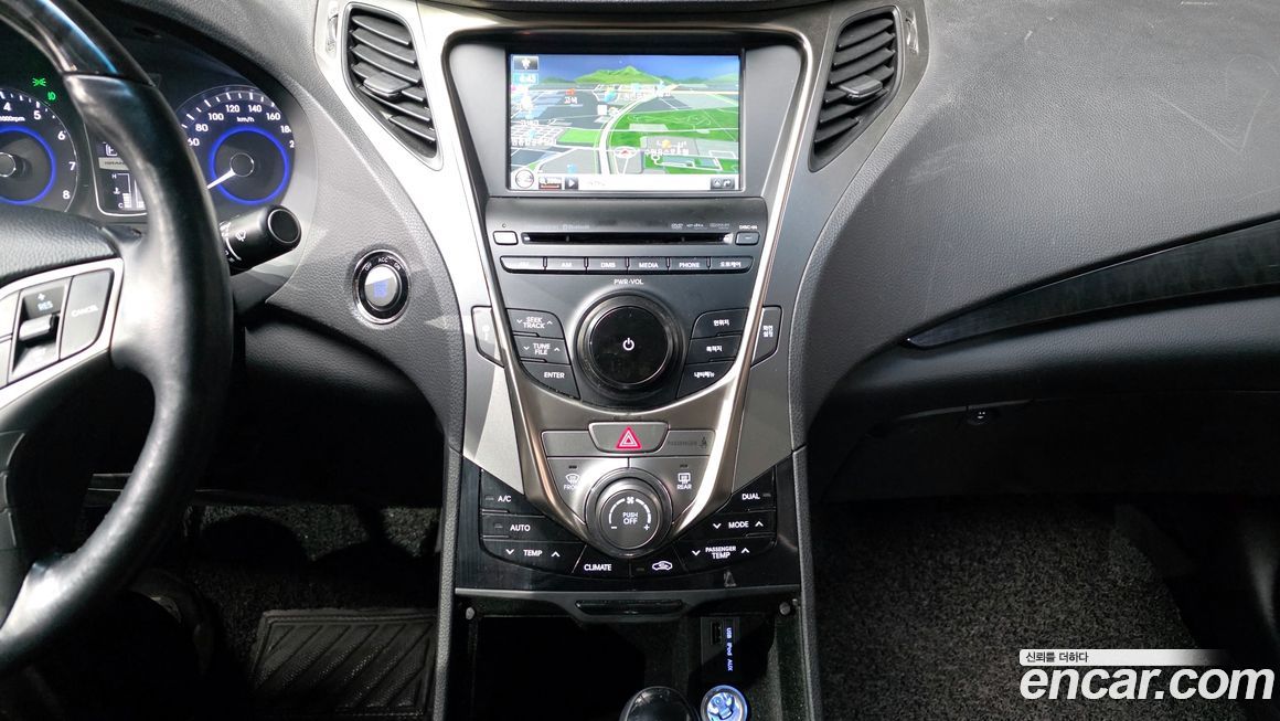 Hyundai Grandeur 2012