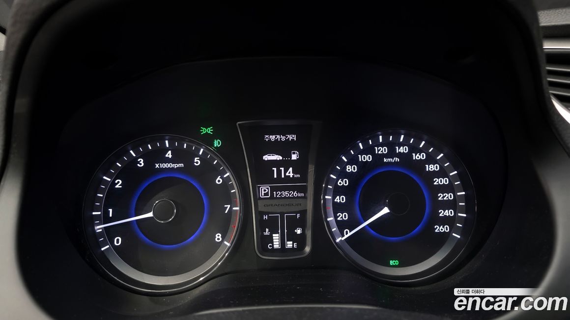 Hyundai Grandeur 2012