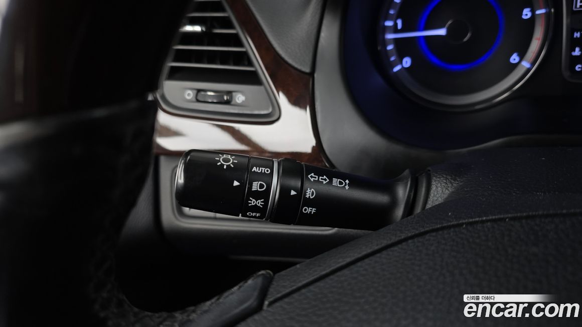 Hyundai Grandeur 2016