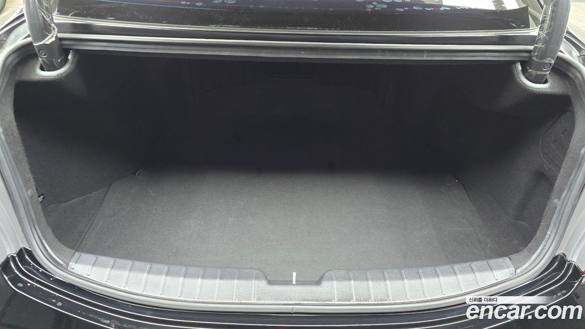 Hyundai Grandeur 2016