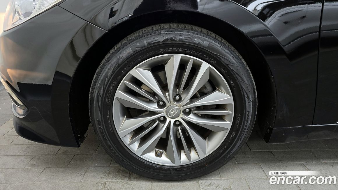 Hyundai Grandeur 2016