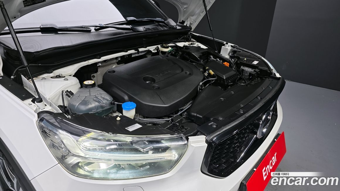 Volvo XC40 2021