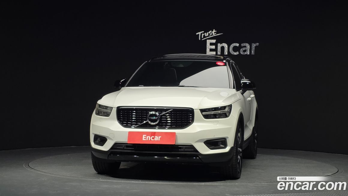 Volvo XC40 2021