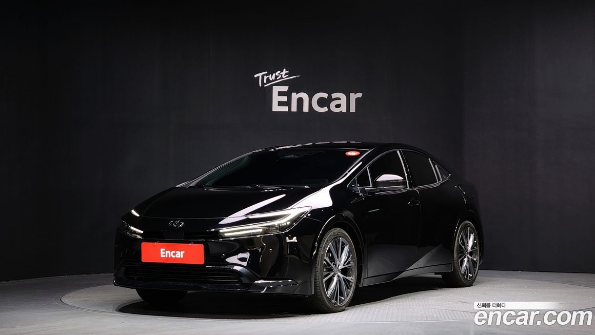 Toyota Prius 2025