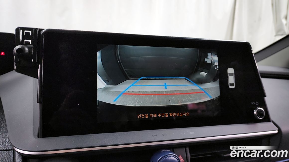 Toyota Prius 2025