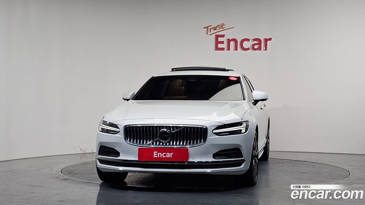 Volvo S90 2023