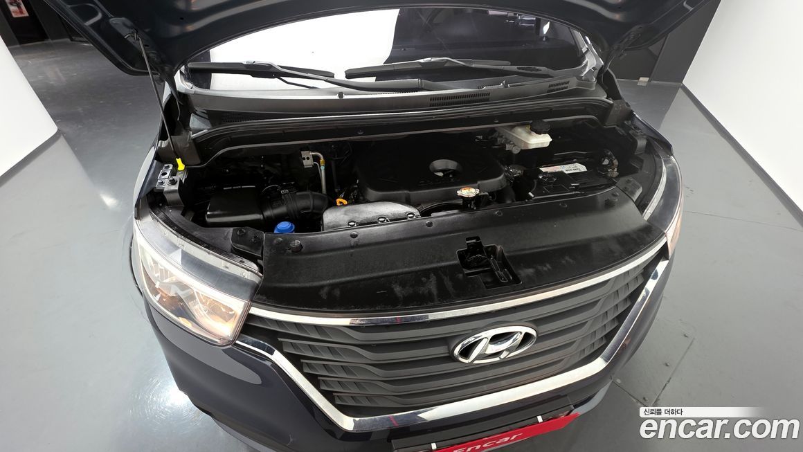 Hyundai Starex 2019