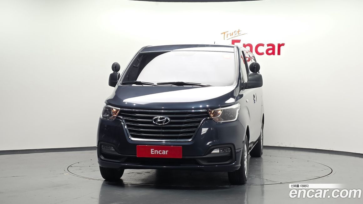 Hyundai Starex 2019