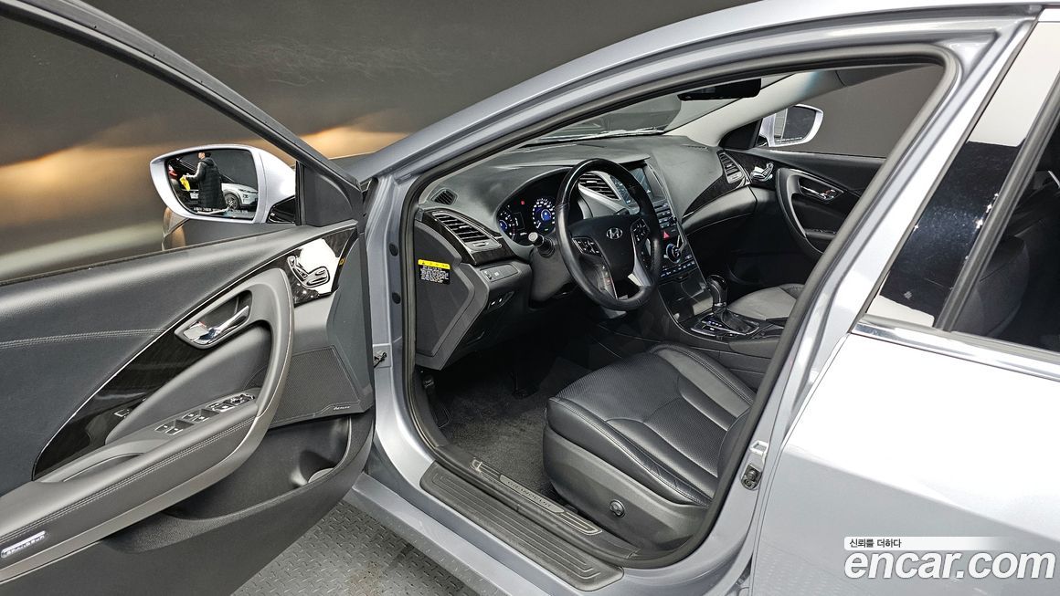 Hyundai Grandeur 2016