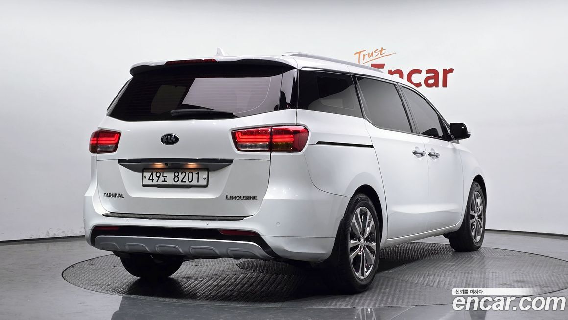 Kia Canival 2016