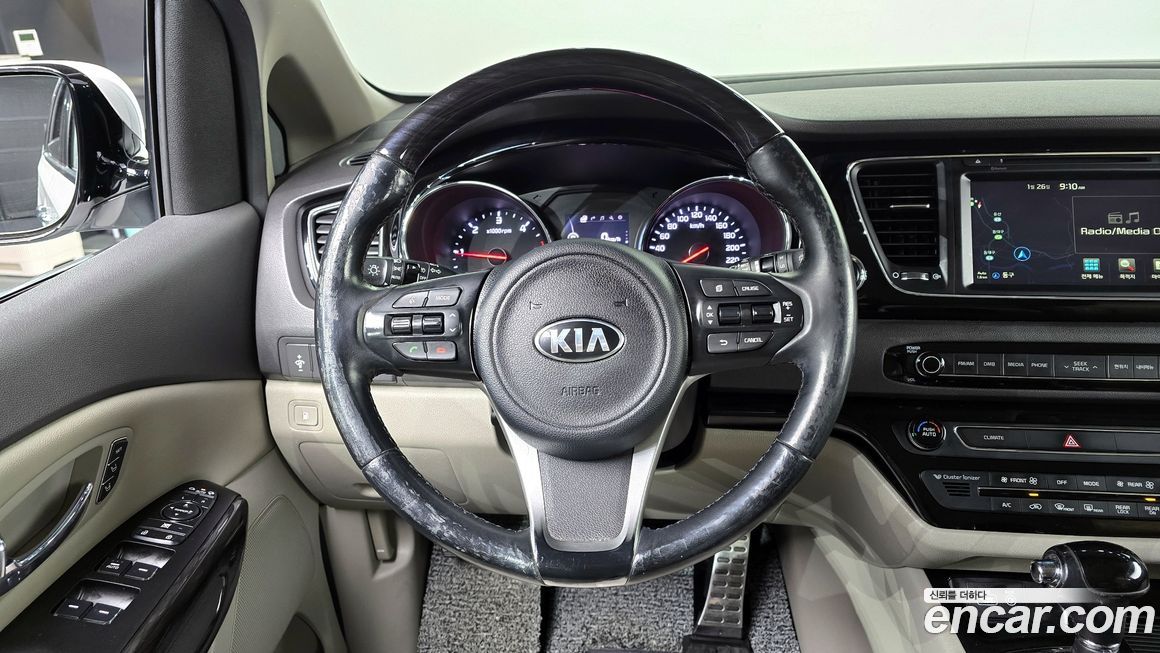 Kia Canival 2016