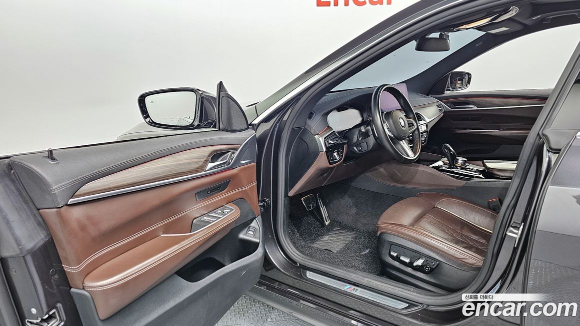 BMW Gran Turismo 2021