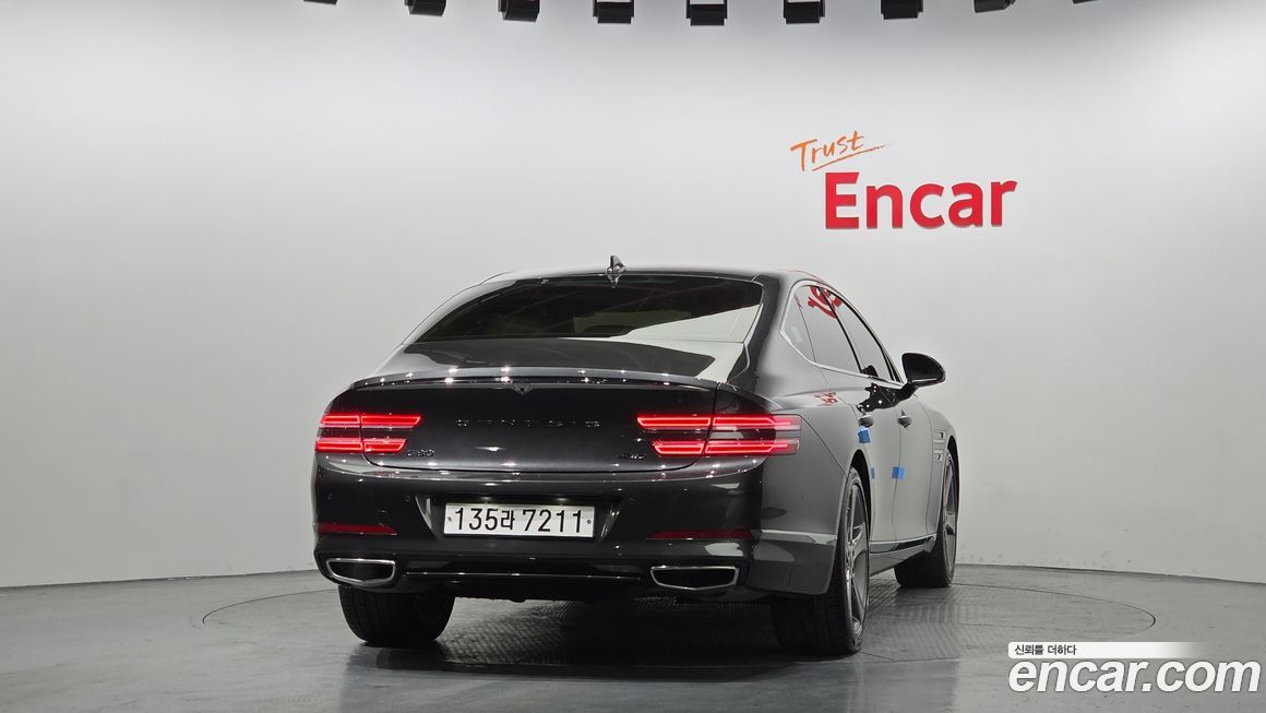 Genesis G80 2023