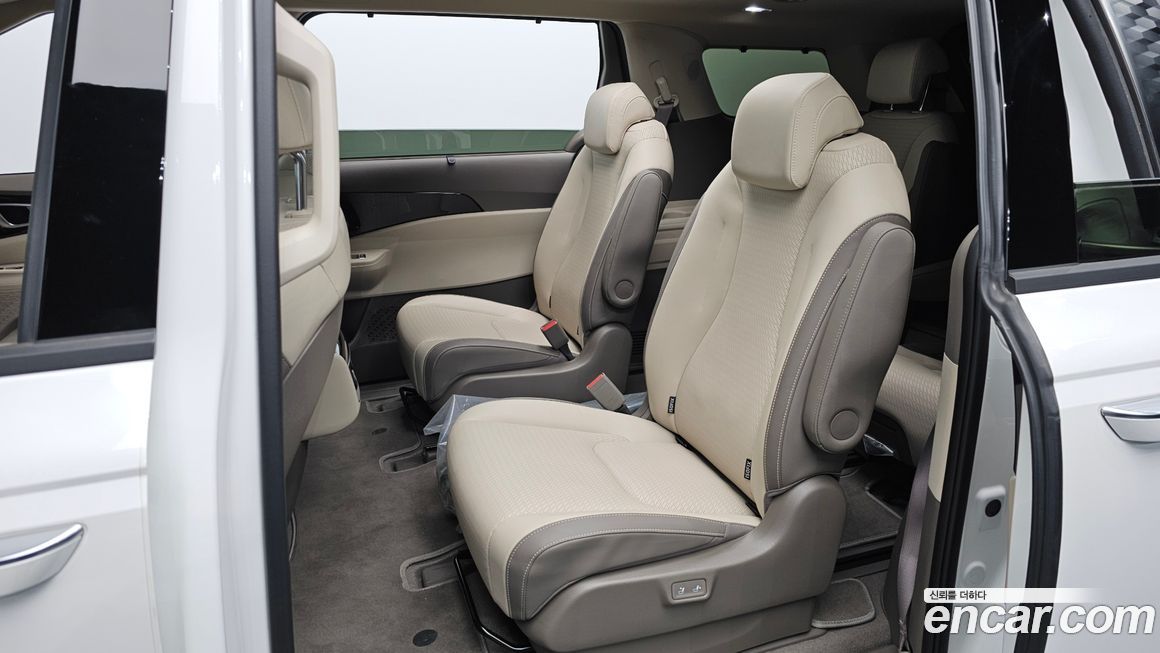 Kia Canival 2024