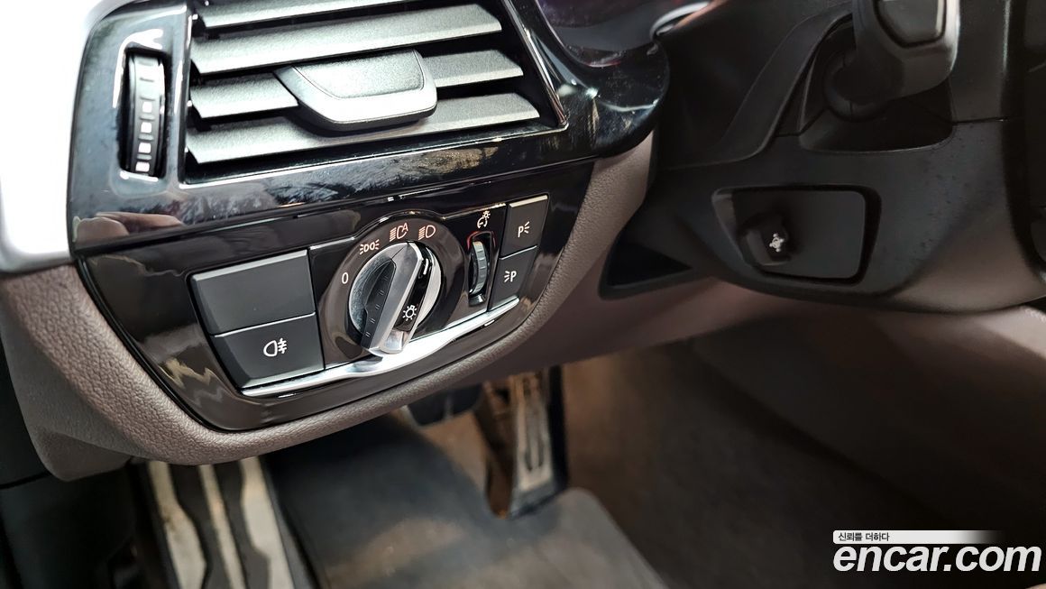 BMW Gran Turismo 2024