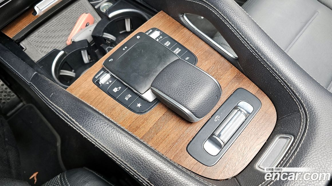 Mercedes-Benz GLE-Class 2021