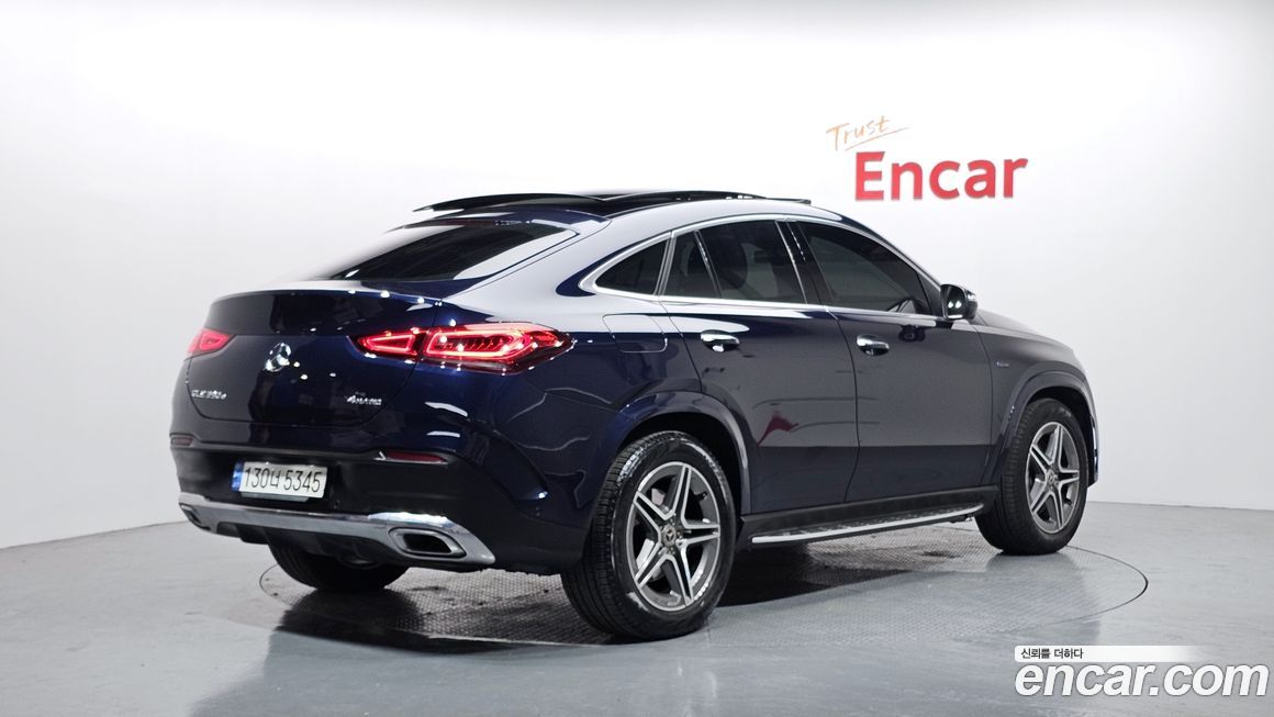 Mercedes-Benz GLE-Class 2021