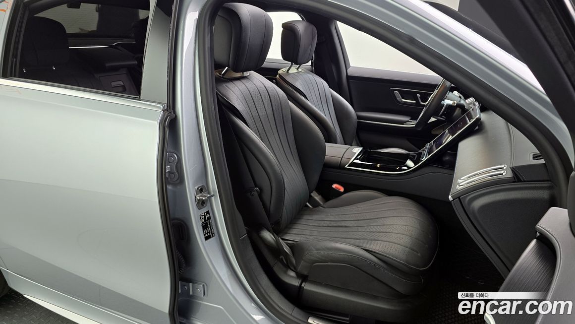 Mercedes-Benz S-Class 2022