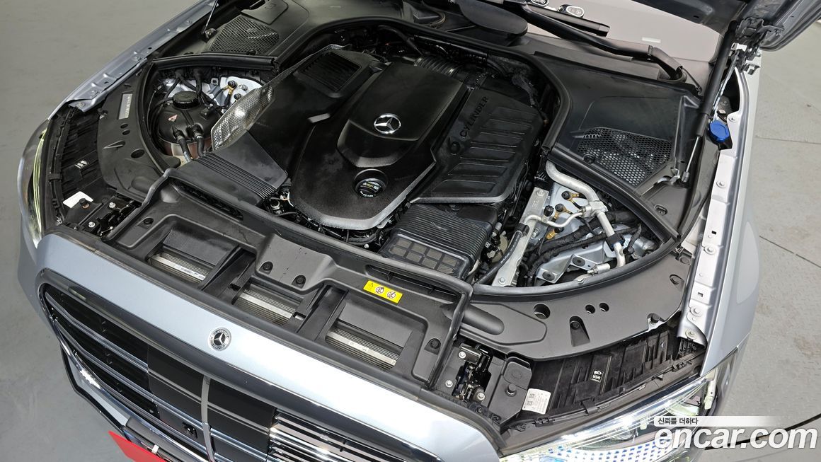 Mercedes-Benz S-Class 2022