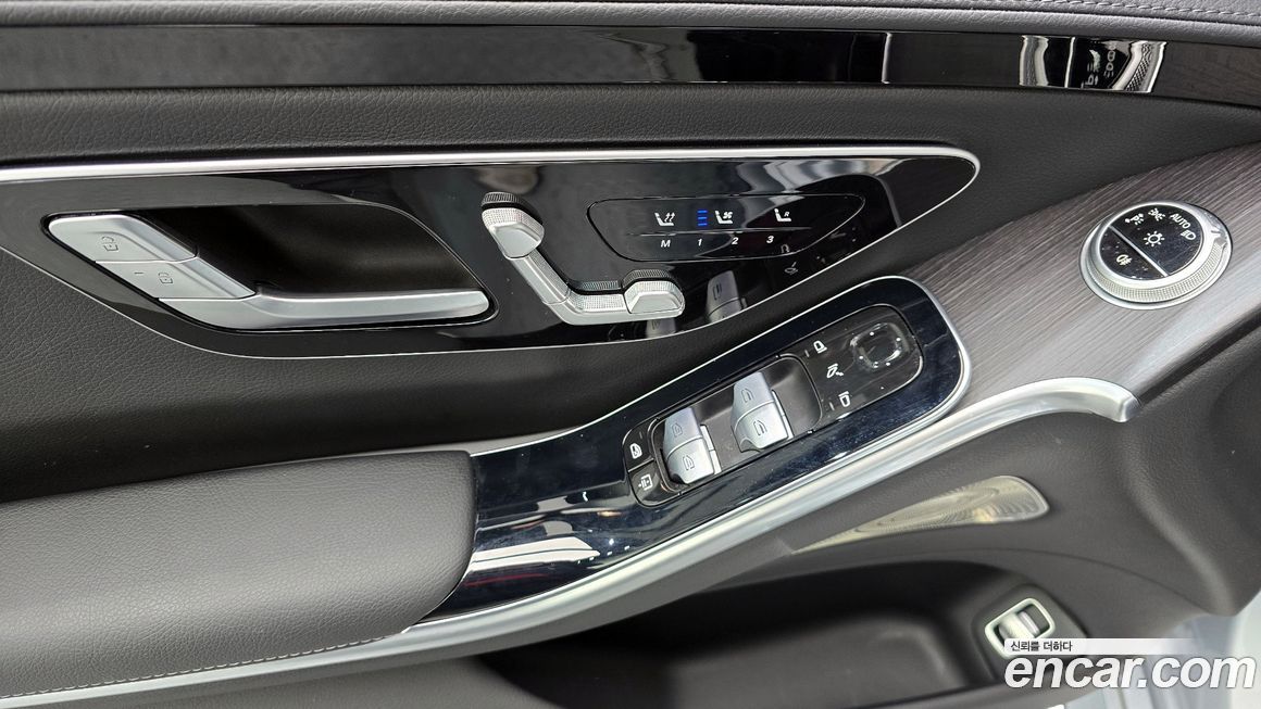 Mercedes-Benz S-Class 2022