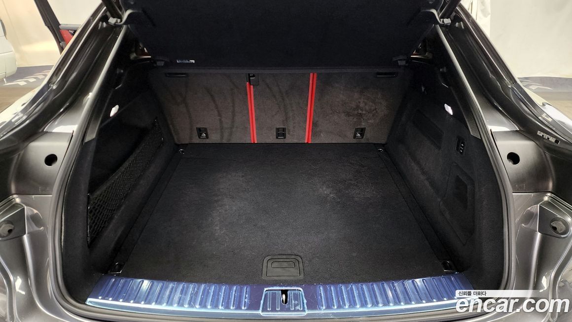 Porsche Cayenne 2023