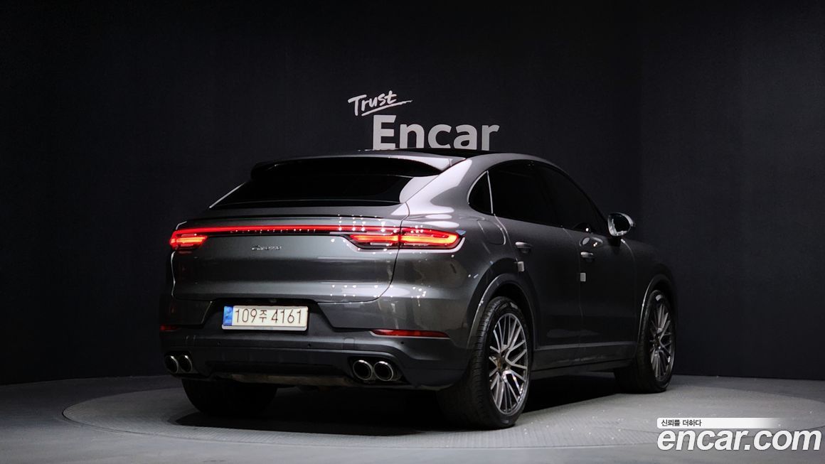 Porsche Cayenne 2023